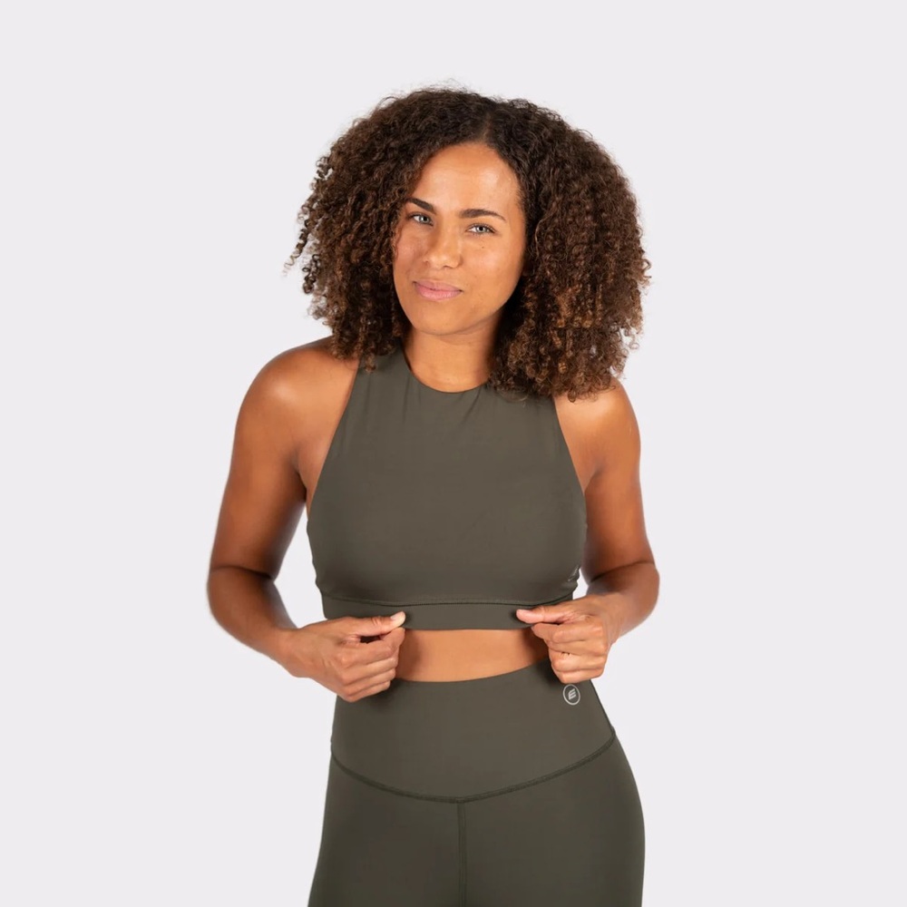 046EA.- Endeavor Athletic DRYFORCE® Sports Bra. Size XL